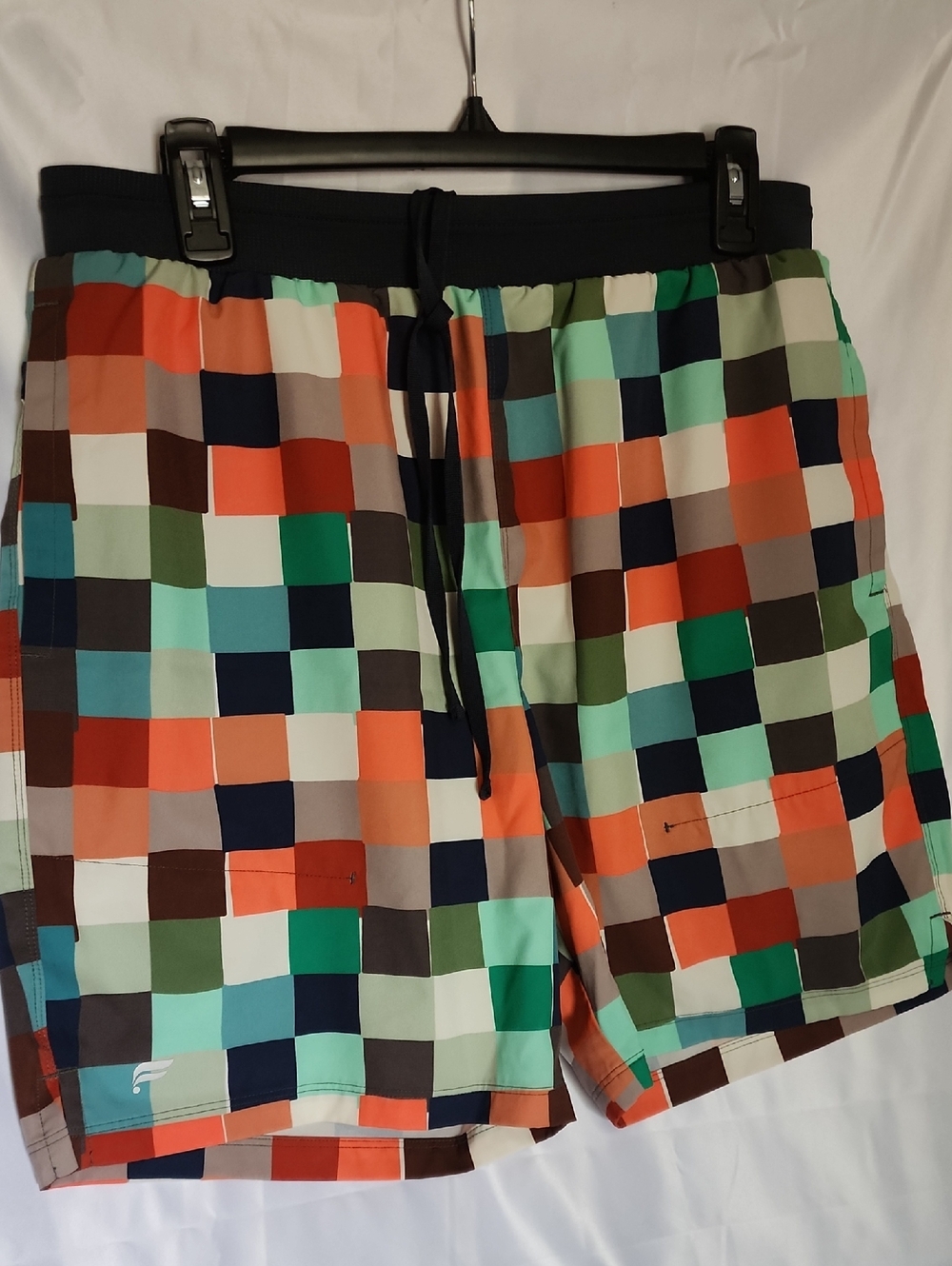 Men's Fabletics lined gym shorts large.